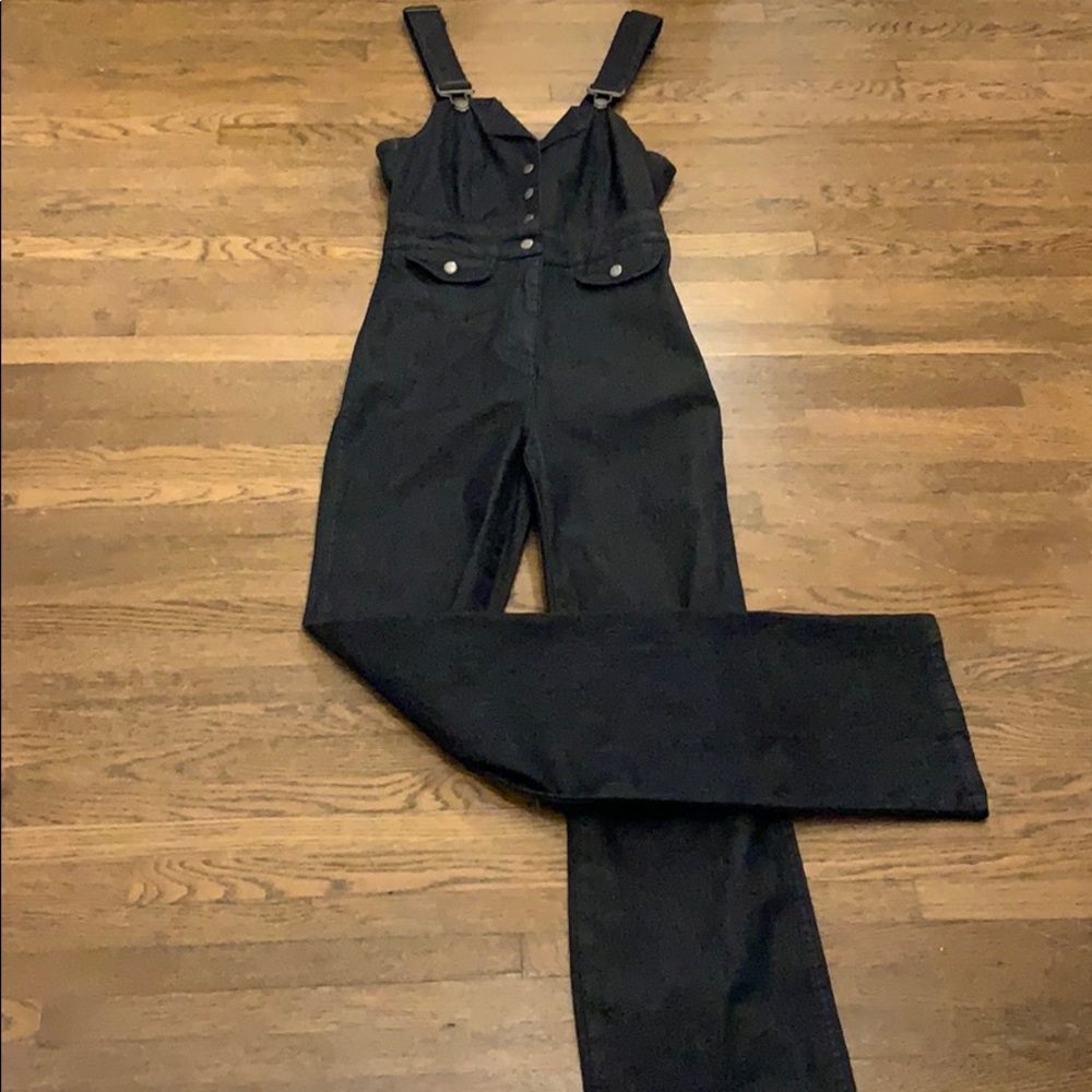 H&M dark wash denim bib jumpsuit. Size 4